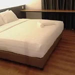 T Hotel Sp Pekan Lama